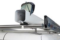 Portatubos en aluminio con trampilla abierta